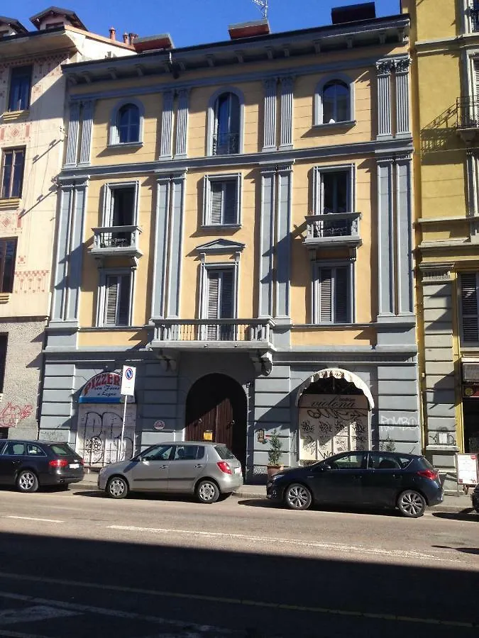 Olona Place Milan Apartment